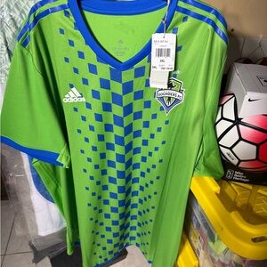 Seattle Sounder Men’s Jersey 
Size 3XL
Green and blue 
See pictures